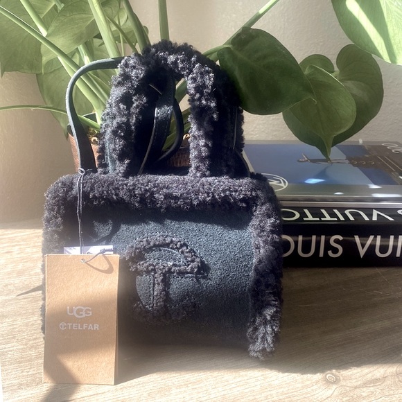 UGG X TELFAR SMALL SHOPPER - Picture 2 of 7